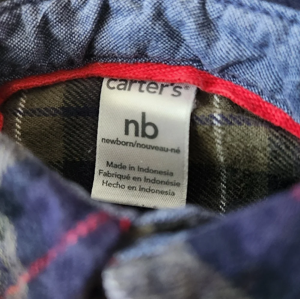 Carter's Seven Piece Baby Clothes Bundle Size NB